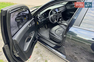 Седан Kia K5 2017 в 