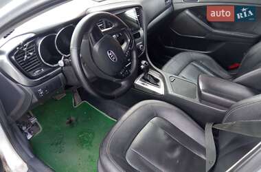 Седан Kia K5 2012 в 