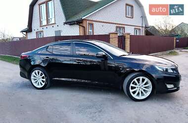 Седан Kia K5 2013 в 