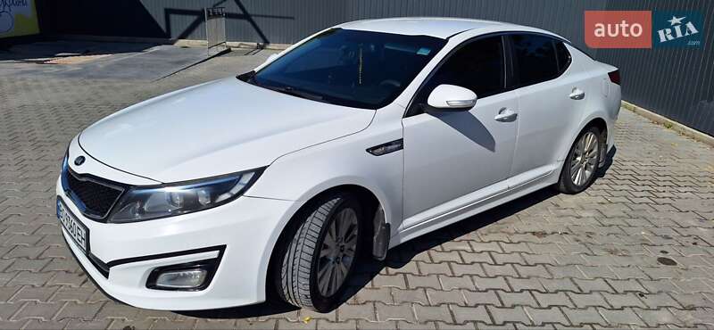 Седан Kia K5 2015 в Тернополе