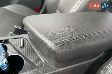Седан Kia K5 2015 в 