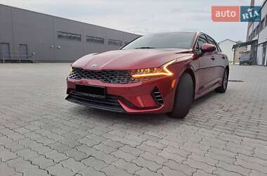 Седан Kia K5 2021 в 