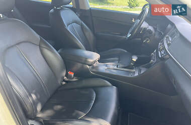 Седан Kia K5 2017 в 