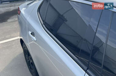 Седан Kia K5 2013 в 