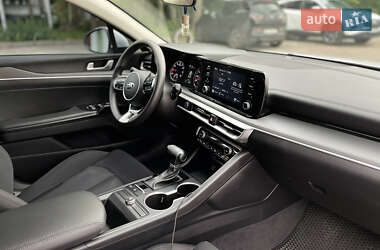 Седан Kia K5 2021 в 