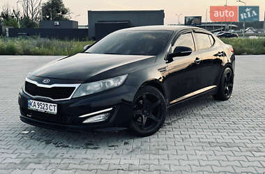 Седан Kia K5 2010 в 