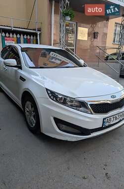 Седан Kia K5 2011 в Вінниці