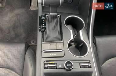 Седан Kia K5 2020 в 