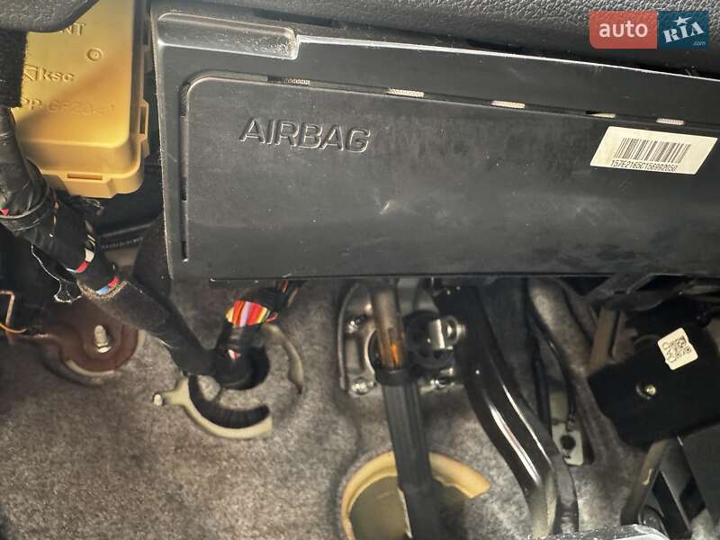 Седан Kia K5 2015 в Одесі