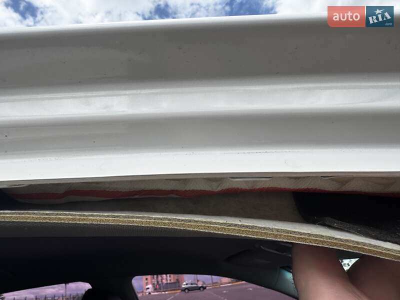 Седан Kia K5 2015 в Одесі