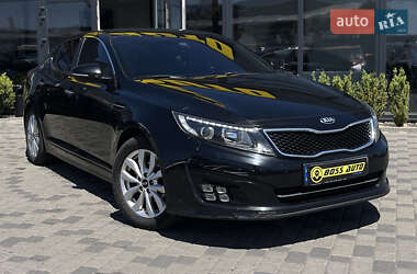 Седан Kia K5 2014 в Мукачево