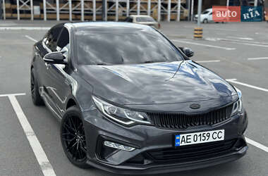 Седан Kia K5 2019 в 