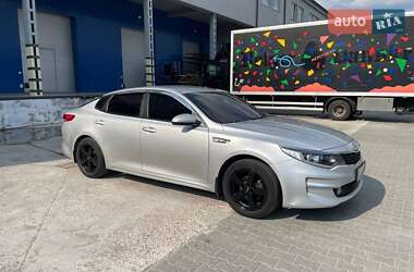 Седан Kia K5 2016 в Києві