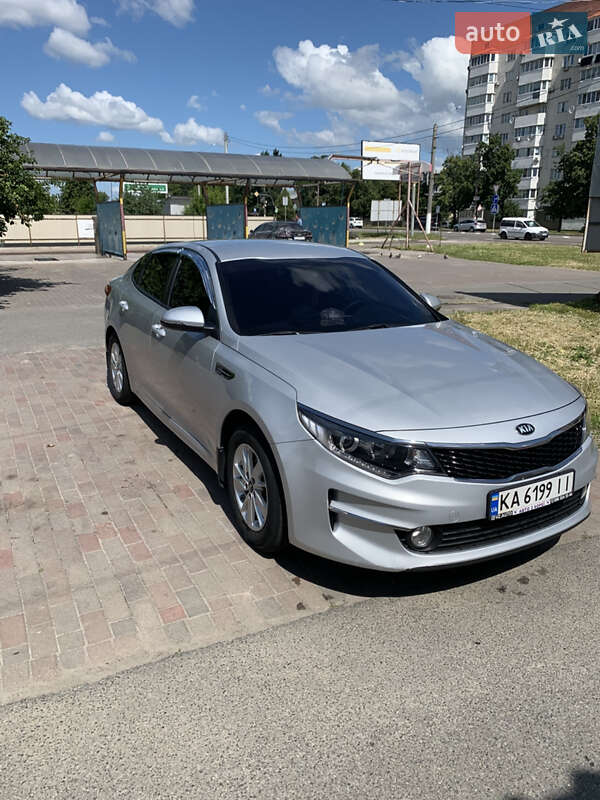 Kia K5 2016