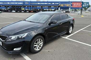 Седан Kia K5 2014 в 