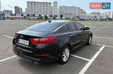 Седан Kia K5 2014 в 