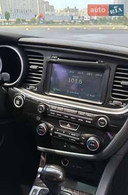 Седан Kia K5 2014 в 