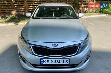 Седан Kia K5 2014 в Киеве