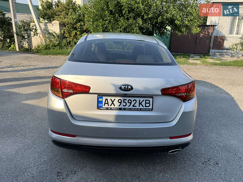 Седан Kia K5 2012 в Харькове