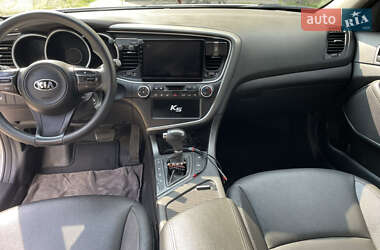 Седан Kia K5 2015 в 