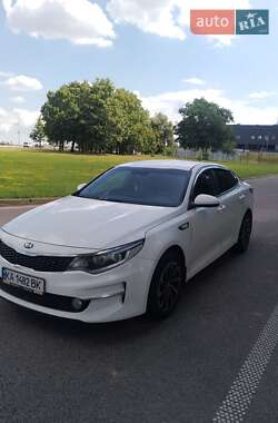 Седан Kia K5 2015 в Києві