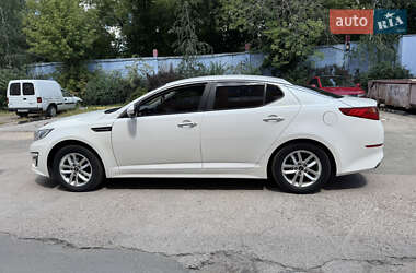 Седан Kia K5 2013 в 