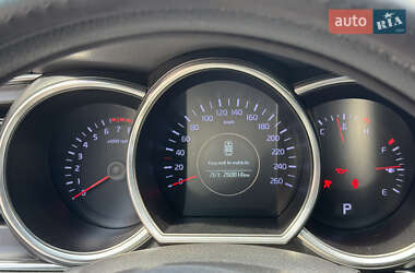 Седан Kia K5 2013 в 