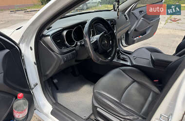 Седан Kia K5 2013 в 