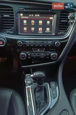 Седан Kia K5 2014 в 