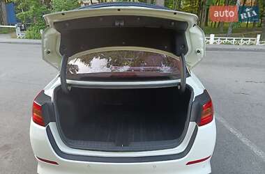 Седан Kia K5 2014 в 