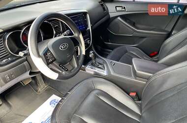 Седан Kia K5 2013 в 