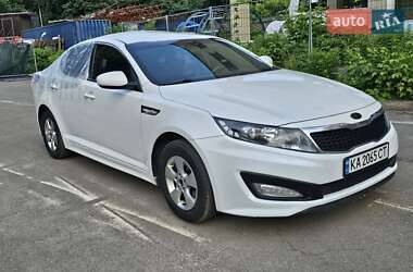 Седан Kia K5 2013 в Києві