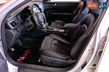 Седан Kia K5 2016 в 