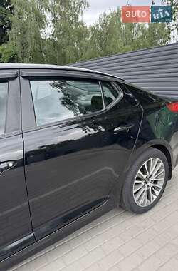 Седан Kia K5 2013 в 