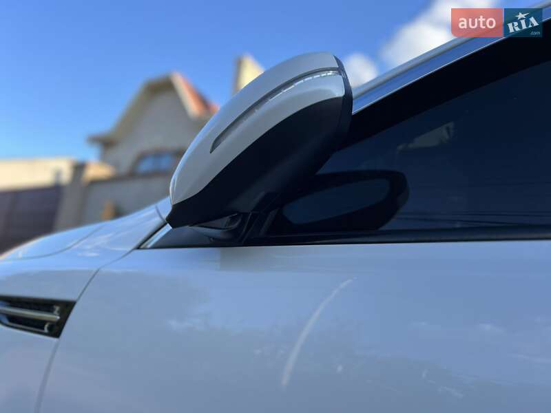 Седан Kia K5 2012 в Одессе