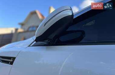 Седан Kia K5 2012 в 