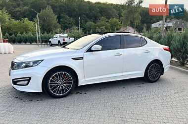 Седан Kia K5 2011 в 