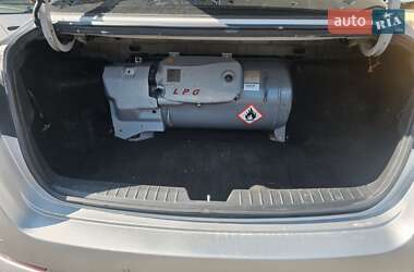 Седан Kia K5 2013 в 