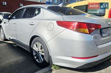 Седан Kia K5 2013 в 