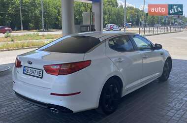 Седан Kia K5 2014 в 
