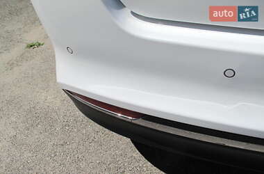 Седан Kia K5 2017 в 
