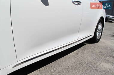 Седан Kia K5 2017 в 