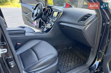 Седан Kia K5 2015 в 