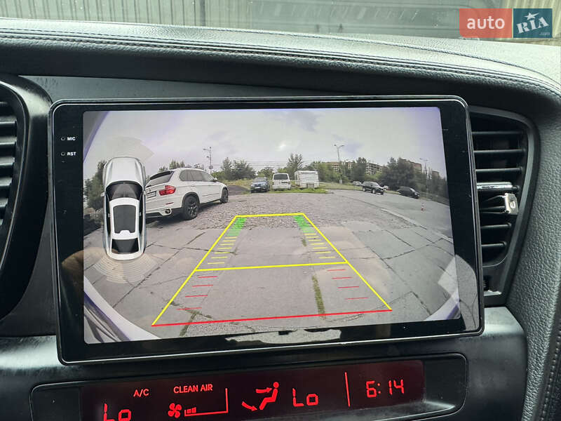 Седан Kia K5 2012 в Киеве