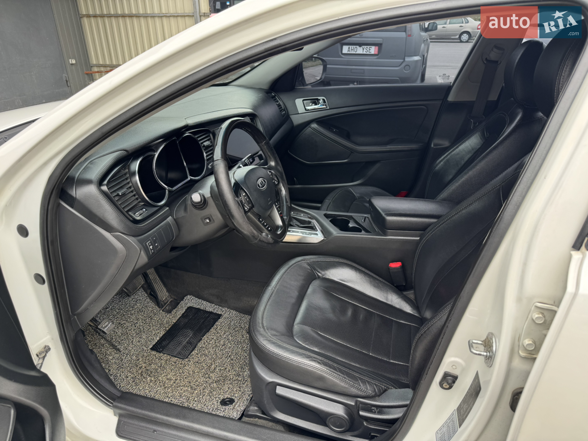 2012 Kia K5 - мініатюра 17