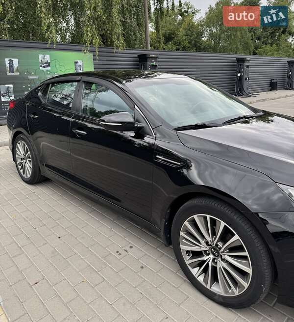 Седан Kia K5 2013 в Киеве
