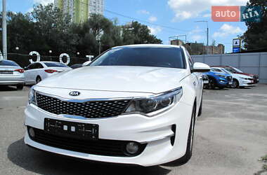 Седан Kia K5 2017 в Києві