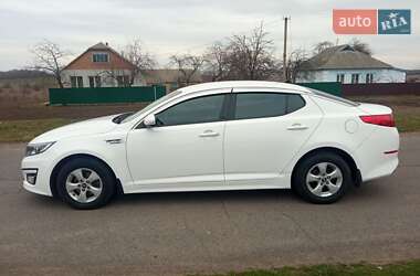 Седан Kia K5 2015 в 