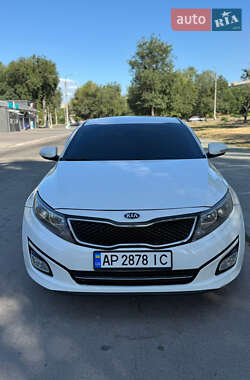 Седан Kia K5 2014 в Запорожье