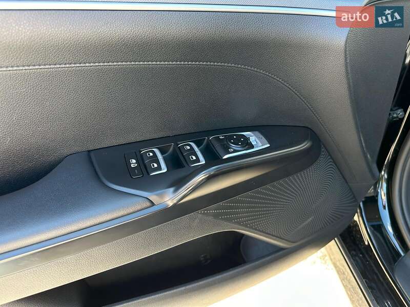 Седан Kia K5 2020 в Виннице